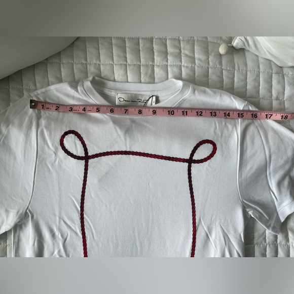 Oscar de la Renta - Picture 7 of 9